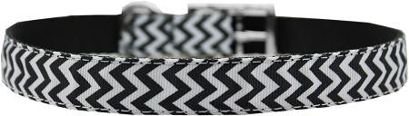 Chevrons Nylon Dog Collar with classic buckle 3-4" Black Size 20